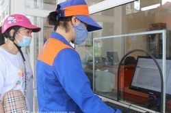 Thủ tướng: Thực hiện nghiêm hóa đơn điện tử với xăng dầu, dịch vụ ăn uống