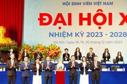 Hành trang của sinh viên là tri thức và giá trị cao đẹp của văn hóa Việt Nam