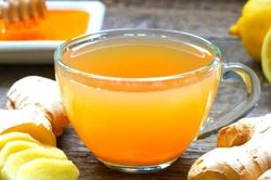 Uống trà gừng mỗi ngày có lợi ích và hạn chế gì?