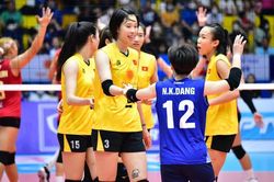 'Bé hạt tiêu' cao 1m58 của ĐT bóng chuyền nữ Việt Nam chơi như 'lên đồng', xuất sắc đứng top 1 giải thế giới