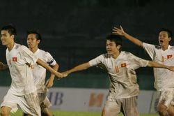 Gây chấn động khi đánh bại 'ông lớn' Hàn Quốc, đội Việt Nam lách qua khe cửa hẹp để giành vé dự giải châu Á