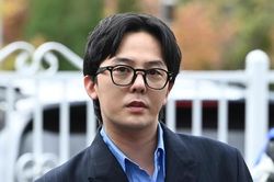 G-Dragon của BIGBANG chính thức chia tay YG Entertainment