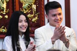 Chu Thanh Huyền phờ phạc trong ngày được Quang Hải dạm hỏi, netizen nêu ngay lý do