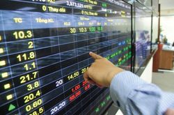 Chứng khoán 21/12: Cổ phiếu vừa và nhỏ 'vớt' Vn-Index