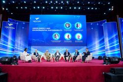 Các nhà khoa học hàng đầu thế giới chia sẻ bài học đứng lên sau thất bại