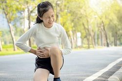 Đau bụng khi chạy, bác sĩ chỉ ra 2 nguyên nhân