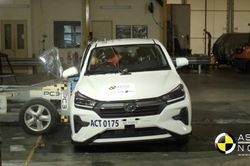 Loạt ôtô Toyota dính bê bối an toàn, nhiều xe đang bán ở Việt Nam