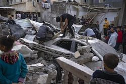 Israel phát hiện trung tâm chỉ huy lớn của Hamas dưới đường hầm Gaza