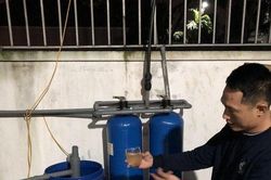 Gần 10 năm đạt nông thôn mới, người dân vẫn 'khát' nước sạch