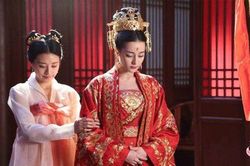Bí sử hậu cung thời cổ đại: Thái giám hầu hạ các phi tử tắm, tại sao lại thấy khó chịu, còn các phi tử lại cực kỳ thích thú?