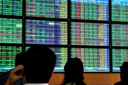 Dòng tiền 'cạn kiệt', VN Index tăng điểm phiên thứ 3