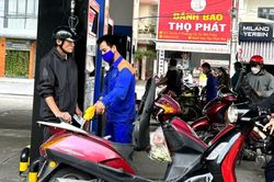 Giá xăng dầu đồng loạt tăng