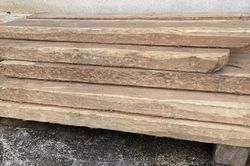 Phát hiện gần 120 phách gỗ quý có nguồn gốc bất hợp pháp