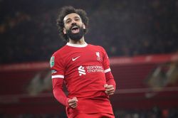 Thắng đậm West Ham, Liverpool vào bán kết Cúp Liên đoàn Anh