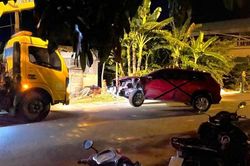 Thông chốt nồng độ cồn bất thành, tài xế ô tô còn gây thêm họa 'kép'