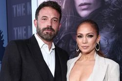 Jennifer Lopez và Ben Affleck thổ lộ từng mắc hội chứng PTSD nguy hiểm