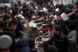 Dân Gaza trong tình trạng khẩn cấp