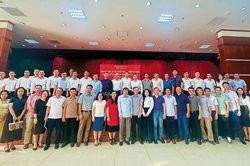 Đảng ủy tại Lào đẩy mạnh học tập và làm theo tấm gương, đạo đức, phong cách Hồ Chí Minh