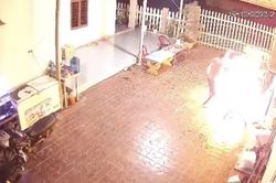 Người phụ nữ ở Bình Định bị 'chồng hờ' tưới xăng đốt