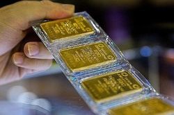 Giá vàng 22/12: Vàng SJC lập đỉnh mới 76 triệu đồng/lượng