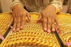 Giá vàng thế giới 22/12: Tăng sau dữ liệu kinh tế Mỹ thúc đẩy triển vọng cắt giảm lãi suất của Fed