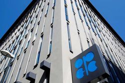 Vì sao Angola rời OPEC?