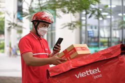 Viettel Post chuẩn bị 'chuyển nhà' sang HoSE