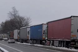 Ukraine hy vọng đạt thỏa thuận với Ba Lan về dỡ bỏ phong tỏa biên giới