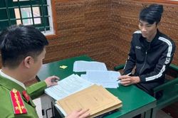 Khởi tố kẻ dùng mũ bảo hiểm đánh người hư nhãn cầu phải thay mắt