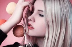 Chị em lão hóa sớm và đang già đi thường có 6 biểu hiện này, nếu bạn có tới 3 thì bắt đầu đáng lo rồi