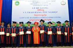 84 lưu học sinh Campuchia tốt nghiệp Y sĩ đa khoa tại Đồng Tháp