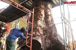 Có gì trên tranh gỗ nặng 5 tấn