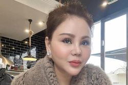 'Đại gia đồng bằng Sông Cửu Long' tiết lộ lý do đeo kín kim cương