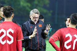 Kinh nghiệm của Troussier sẽ giúp Việt Nam thành công