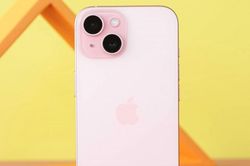 Giá iPhone 15 giảm hấp dẫn giữa tháng 12, thiết kế đẹp, tính năng xịn quyết đấu Galaxy S23 Ultra