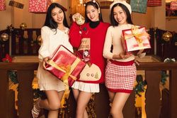 Top 38 Miss Cosmo Vietnam rạng rỡ trong bộ ảnh đón Giáng sinh