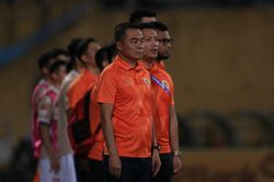 Ghế HLV ở V-League sẽ còn biến động