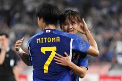 Tuyển Nhật Bản nguy cơ mất 2 ngôi sao tấn công hàng đầu ở Asian Cup 2023