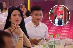 Xôn xao hình ảnh Quang Hải dẫn Chu Thanh Huyền đi mua nhẫn cưới, mái tóc 'nửa kia' gây chú ý