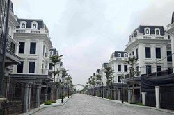 Doanh nghiệp BĐS cần cơ cấu lại phân khúc, hạ giá thành sản phẩm
