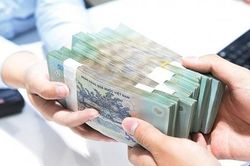 Cận Tết, Ngân hàng Nhà nước 'thúc' đẩy mạnh cho vay tiêu dùng