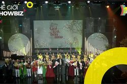 Bức tranh 'Gọi tên bốn mùa' của 'Dòng thời gian' cuối năm | Thế giới Showbiz | 25/12/2023