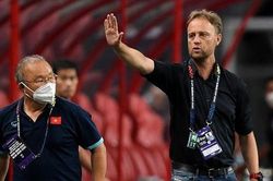 HLV Polking có mối lương duyên với bóng đá Việt Nam, không thể quên thất bại tại V-League