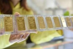 Xuyên thủng các đỉnh lịch sử, vàng SJC tiến sát 79 triệu đồng/lượng