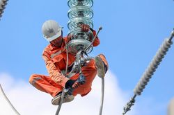 Thủ tướng yêu cầu tuyệt đối không để thiếu điện trong năm 2024