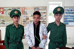 Kiên quyết đấu tranh với tội phạm ma túy