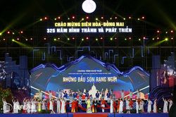 Tổng duyệt chương trình nghệ thuật 'Những dấu son rạng ngời' chào mừng 325 năm Biên Hòa - Đồng Nai