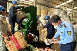 Áp lực lớn giữ ổn định thị trường dịp cuối năm