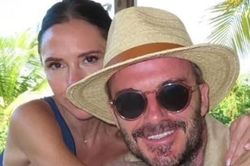 Gia đình Beckham đầm ấm và vui tươi trong kỳ nghỉ