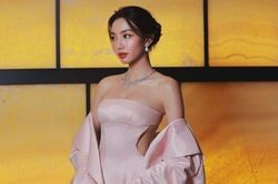 Hoa hậu Thùy Tiên tuổi 25 nhan sắc thăng hạng, phong cách trưởng thành